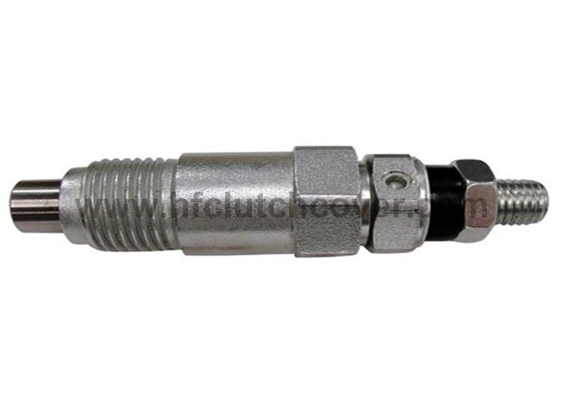 15221-53000, 15271-53002 Fuel Injector For KUBOTA diesel engine V1902 D905 D850 D950 Z750 V1702