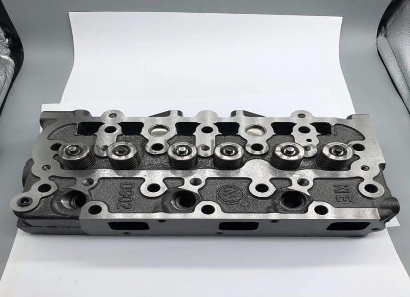 Kubota D902 cylinder head for tractor excavator