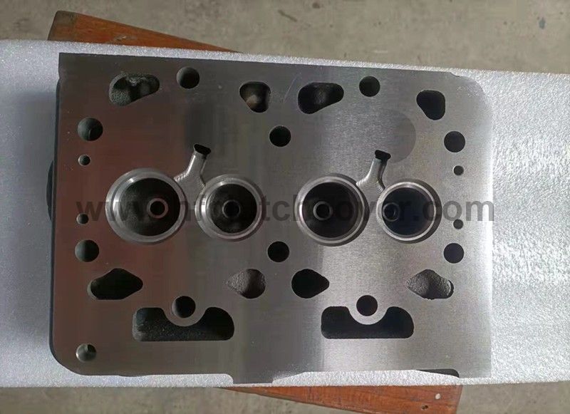 KUBOTA Z500 Z600 engine cylinder head