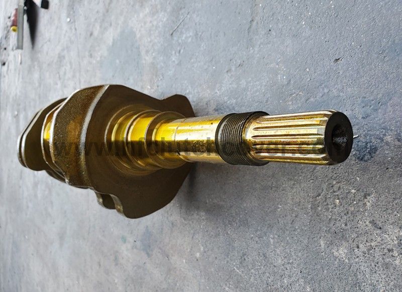 Kubota engine D1703 crankshaft 52mm