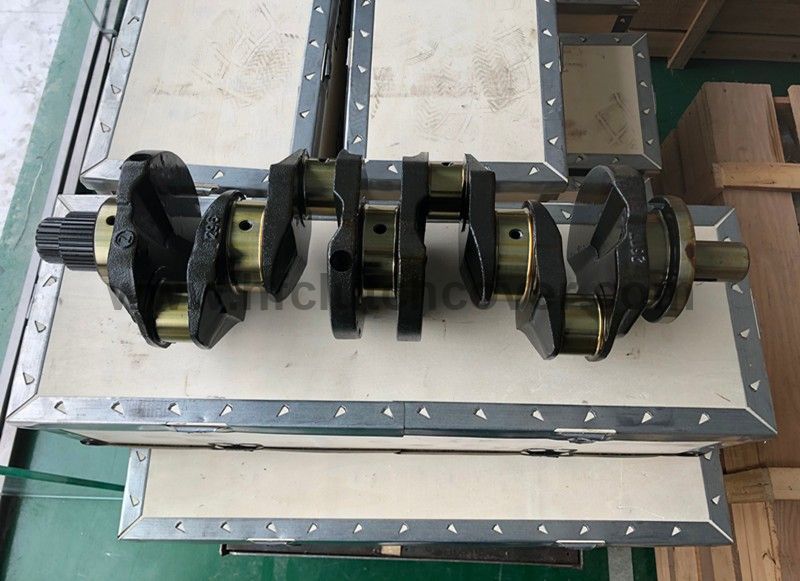 Kubota diesel engine V2607 crankshaft