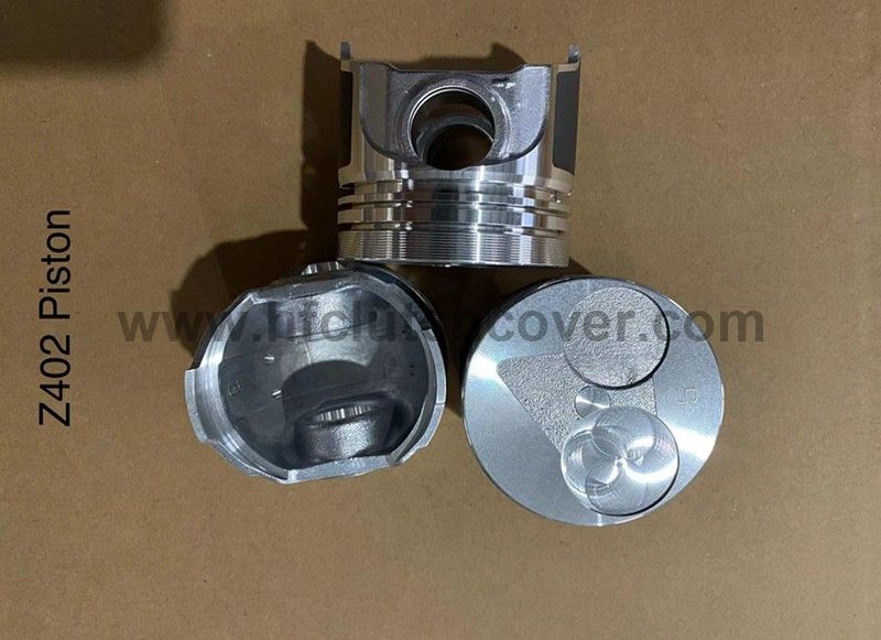 Kubota Z402 15821-21110 piston