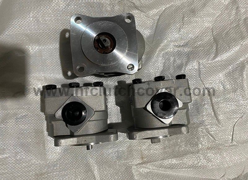 67211-76100 hydraulic pump for kubota